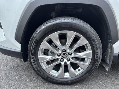 2024 Toyota RAV4 Limited AWD (GS)