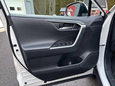 2024 Toyota RAV4 Limited AWD (GS)