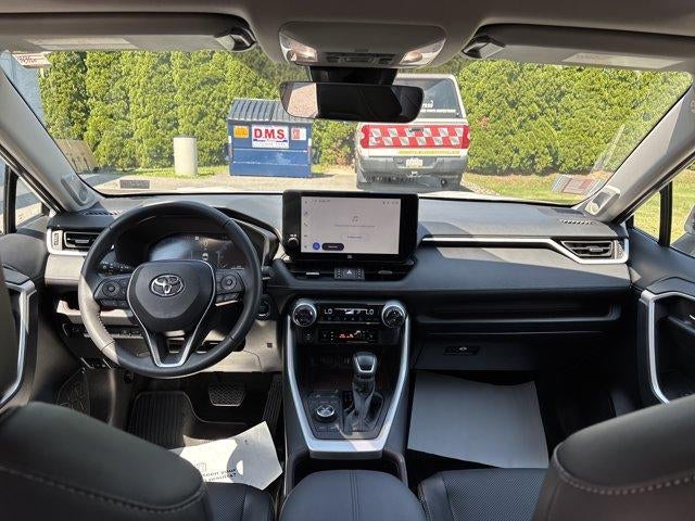 2025 Toyota RAV4 Limited AWD (GS)