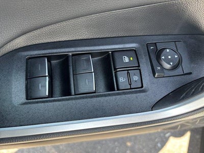 2025 Toyota RAV4 Limited AWD (GS)