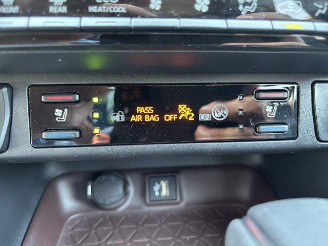 2025 Toyota RAV4 Limited AWD (GS)