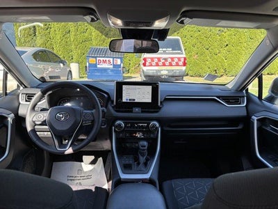 2025 Toyota RAV4 XLE AWD (Natl)