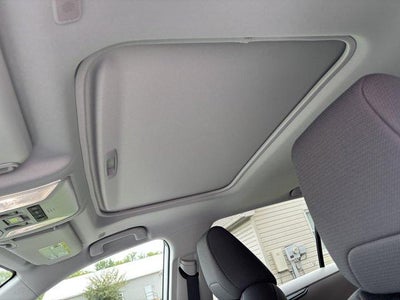 2025 Toyota RAV4 XLE AWD (Natl)