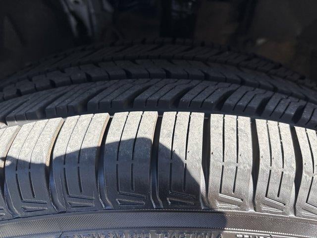 2025 Toyota RAV4 XLE AWD (Natl)