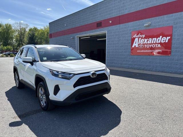 2025 Toyota RAV4 XLE AWD (Natl)