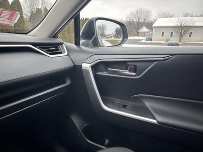 2025 Toyota RAV4 XLE AWD (Natl)