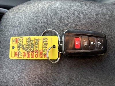 2025 Toyota RAV4 XLE AWD (Natl)