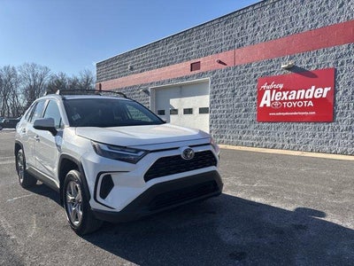2023 Toyota RAV4 Hybrid XLE AWD (Natl)