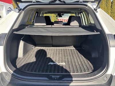 2023 Toyota RAV4 Hybrid XLE AWD (Natl)