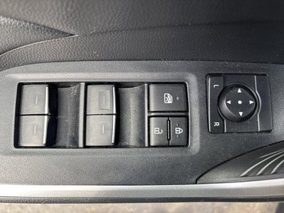 2023 Toyota RAV4 Hybrid SE AWD (Natl)