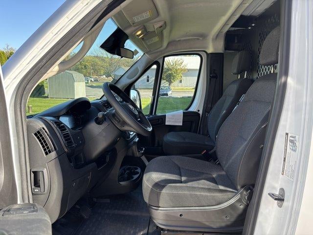 2025 RAM ProMaster Cargo Van Tradesman 2500 Low Roof 136" WB w/Pass Seat
