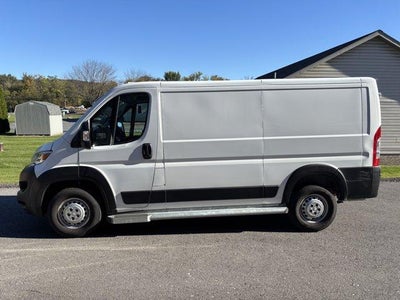 2025 RAM ProMaster Cargo Van Tradesman 2500 Low Roof 136" WB w/Pass Seat
