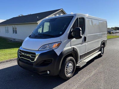 2025 RAM ProMaster Cargo Van Tradesman 2500 Low Roof 136" WB w/Pass Seat