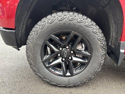 2024 Chevrolet Silverado 1500 Crew Cab Short Box 4-Wheel Drive LT Trail Boss