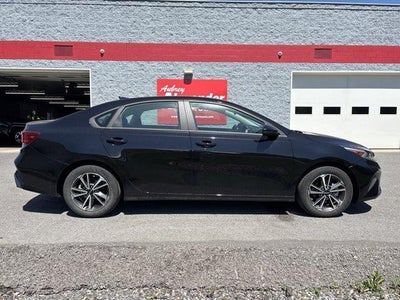 2022 Kia Forte LXS IVT