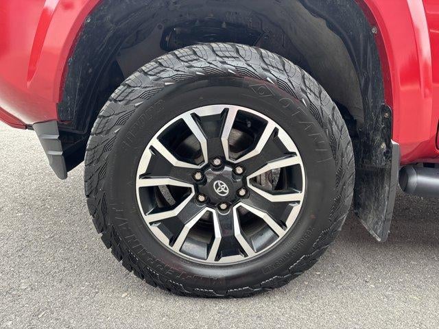 2021 Toyota Tacoma 4WD 4WD TRD Sport Double Cab 5' Bed V6 AT (Natl)