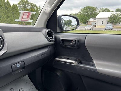 2019 Toyota Tacoma 4WD 4WD SR5 Double Cab 5' Bed V6 AT (GS)