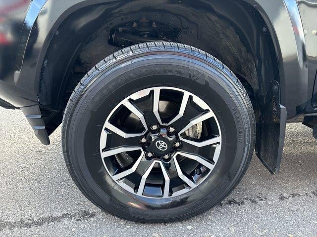 2022 Toyota Tacoma 4WD 4WD TRD Sport Double Cab 5' Bed V6 MT (Natl)