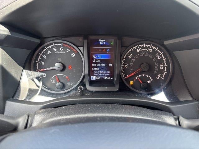 2023 Toyota Tacoma 4WD 4WD SR Double Cab 5' Bed V6 AT (GS)