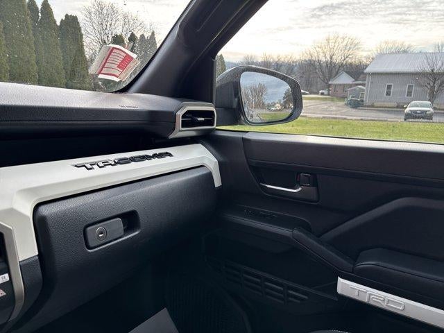 2024 Toyota Tacoma 4WD 4WD TRD Off Road Double Cab 5' Bed AT (Natl)