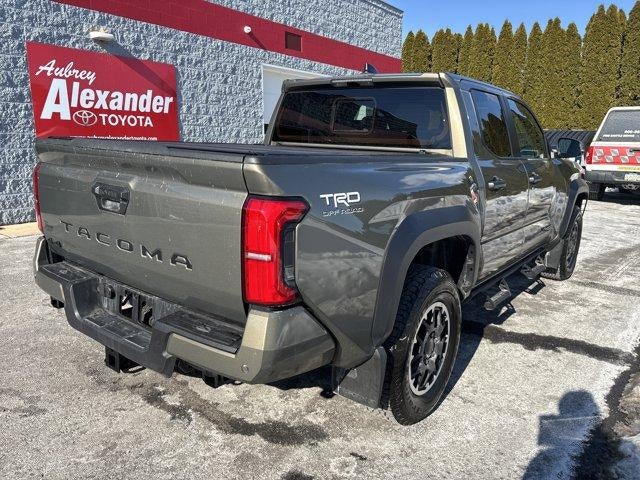 2026 Toyota Tacoma 4WD 4WD TRD Sport Double Cab 5' Bed AT (Natl)