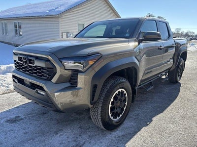 2026 Toyota Tacoma 4WD 4WD TRD Sport Double Cab 5' Bed AT (Natl)