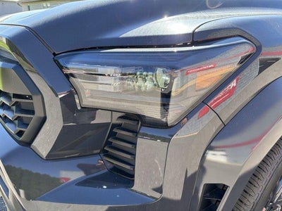 2026 Toyota Tacoma 4WD 4WD TRD Sport Double Cab 5' Bed AT (Natl)