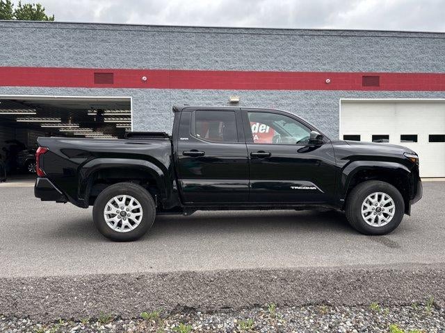 2025 Toyota Tacoma 4WD 4WD SR5 Double Cab 5' Bed AT (GS)