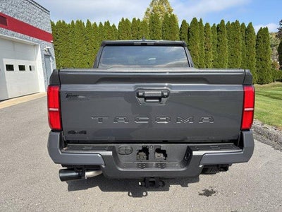 2026 Toyota Tacoma 4WD 4WD TRD Off Road Double Cab 5' Bed AT (Natl)