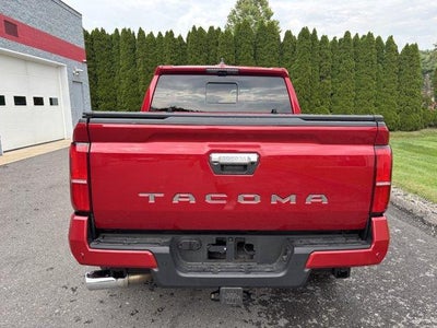 2026 Toyota Tacoma 4WD 4WD Limited Double Cab 5' Bed AT (Natl)