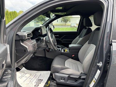 2025 Toyota Tacoma 4WD 4WD TRD Off Road Double Cab 5' Bed AT (Natl)