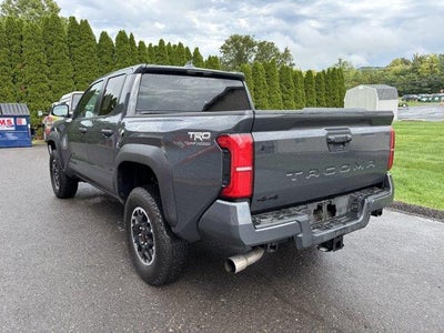 2025 Toyota Tacoma 4WD 4WD TRD Off Road Double Cab 5' Bed AT (Natl)