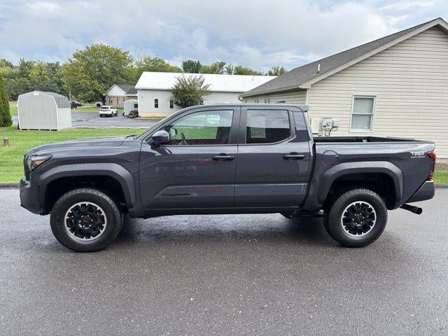 2025 Toyota Tacoma 4WD 4WD TRD Off Road Double Cab 5' Bed AT (Natl)