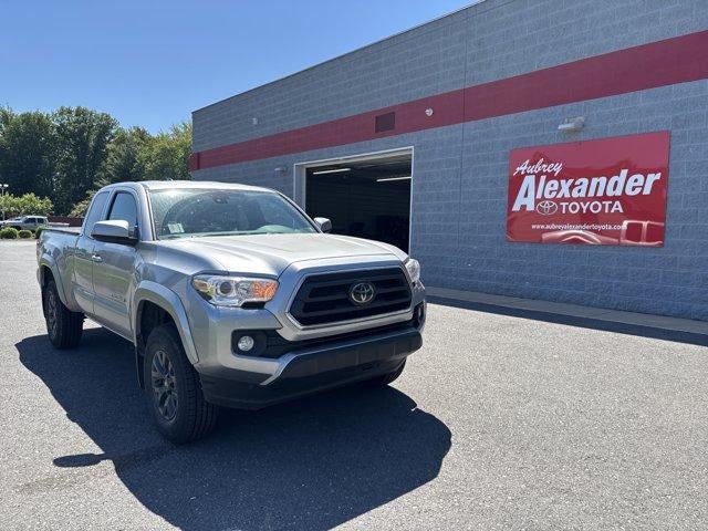 2022 Toyota Tacoma 4WD 4WD SR5 Access Cab 6' Bed I4 AT (Natl)