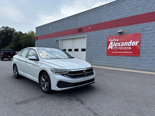 2024 Volkswagen Jetta SE Auto