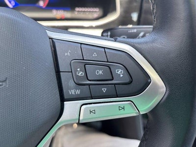 2025 Volkswagen Jetta SE Auto