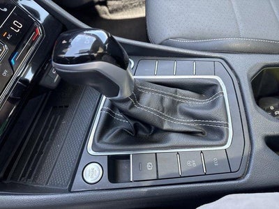 2025 Volkswagen Jetta SE Auto