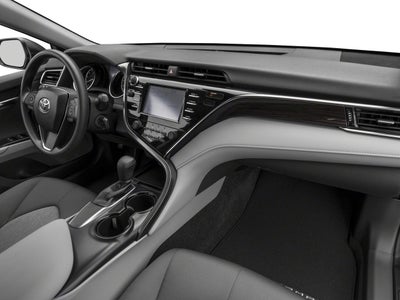 2018 Toyota Camry SE Auto (SE)