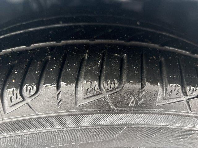 2020 Toyota Avalon Hybrid Limited (Natl)