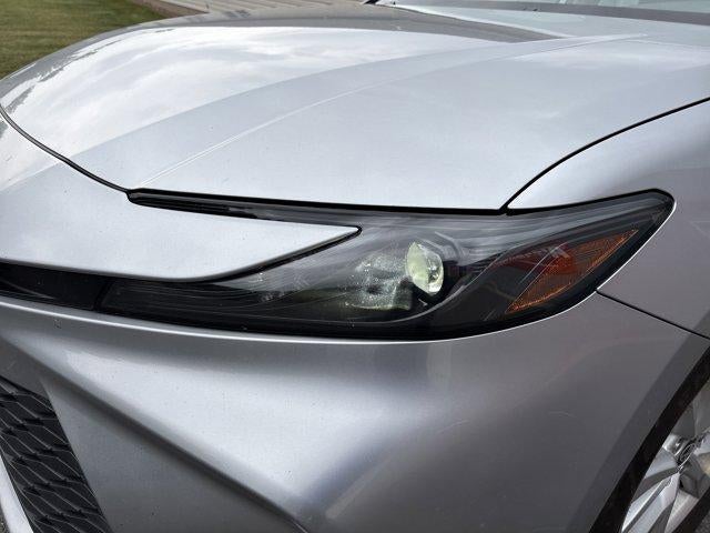 2025 Toyota Camry LE (SE)