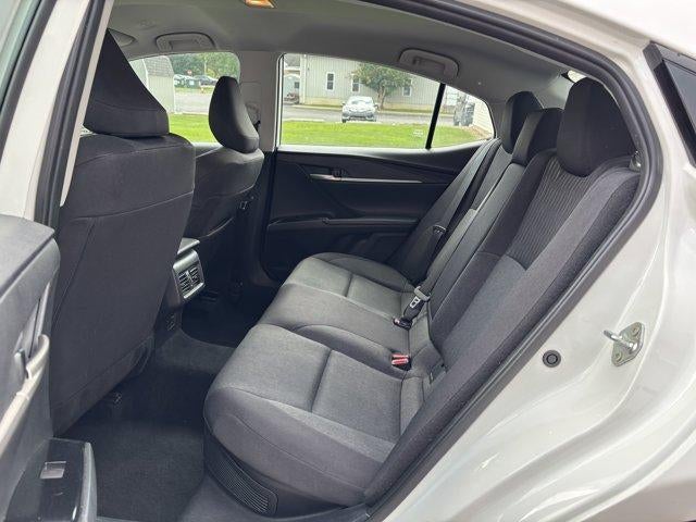 2025 Toyota Camry LE (SE)