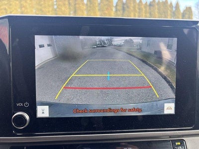 2025 Toyota Camry SE (SE)