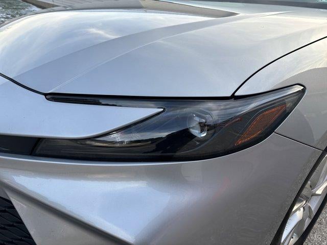 2025 Toyota Camry LE (SE)