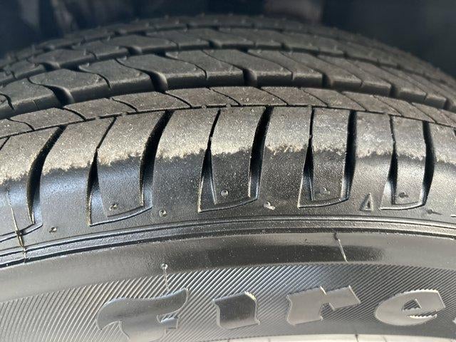 2025 Toyota Camry LE (SE)