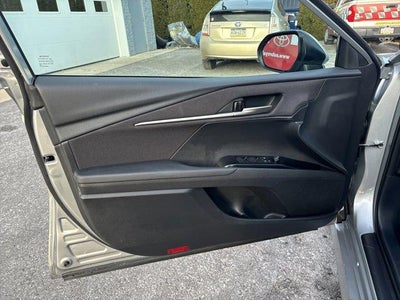 2025 Toyota Camry LE (SE)