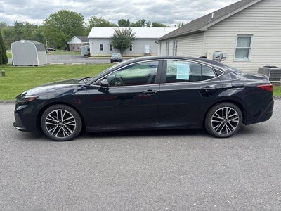 2025 Toyota Camry XLE (SE)
