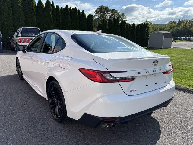2025 Toyota Camry SE (SE)