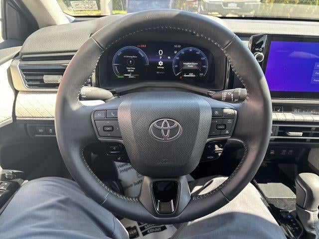 2025 Toyota Camry XLE AWD (Natl)