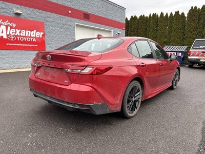 2025 Toyota Camry SE AWD (Natl)