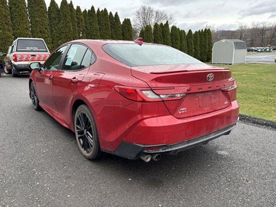 2025 Toyota Camry SE AWD (Natl)